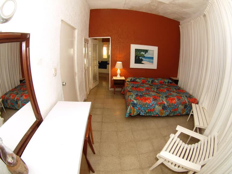 Hotel Flamingos — Suite con vista al mar